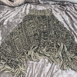 Sweater Poncho/Pullover